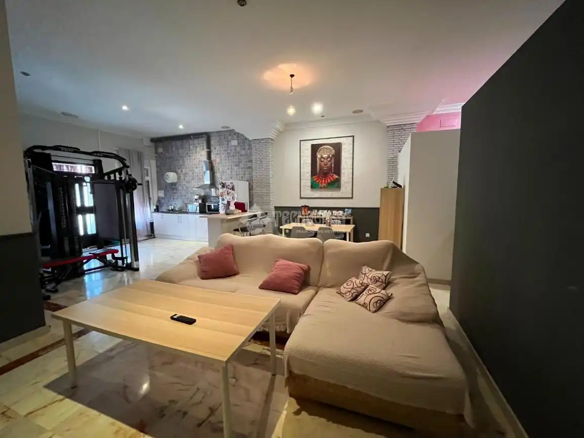 Sala d'estar de Casa o xalet en venda en Mairena del Alcor