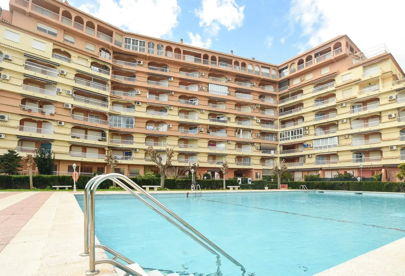 Piscina de Apartamento en venta en Gandia con Piscina comunitaria