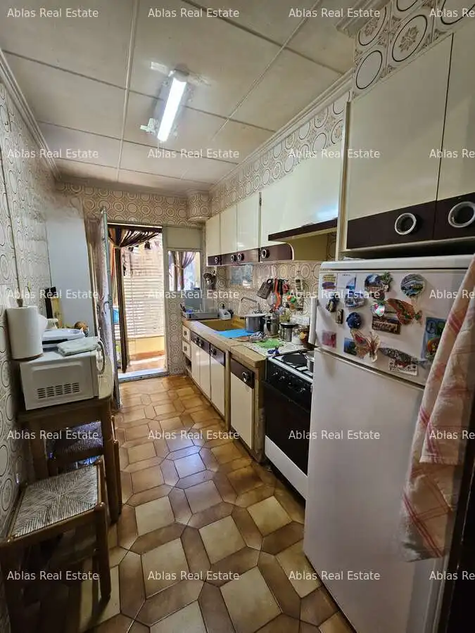 Kitchen of Flat for sale in Catarroja  with Balcony