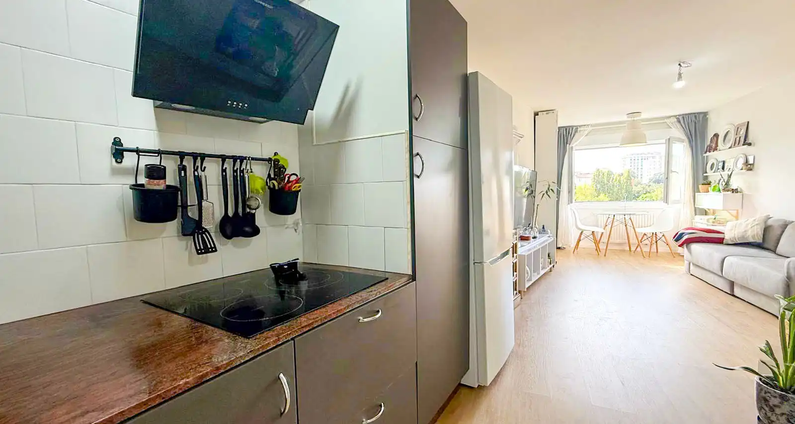 Cocina de Estudio en venta en Vigo  con Calefacción, Horno y Lavadora