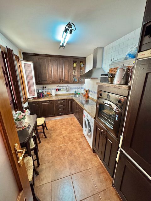 Kitchen of Attic for sale in  Sevilla Capital  with Terrace and Storage room