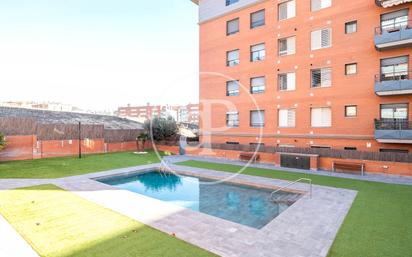 Swimming pool of Flat for sale in Sant Feliu de Llobregat  with Air Conditioner, Terrace and Balcony