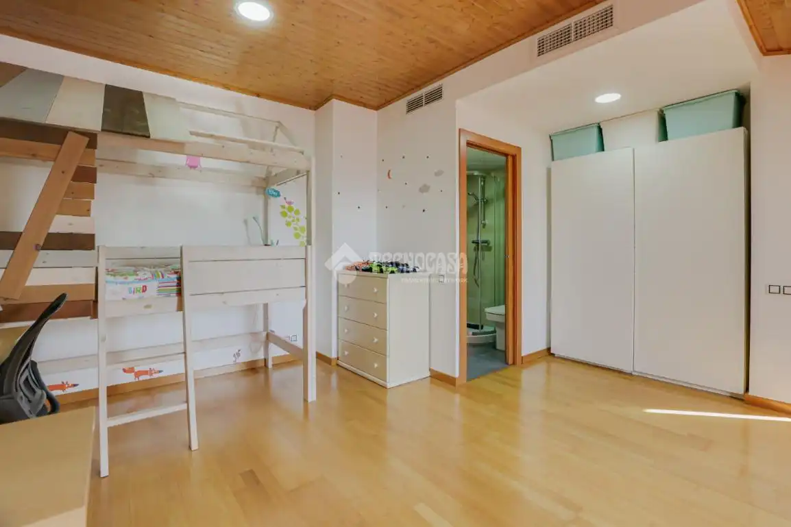 Bedroom of Flat for sale in Ripollet  with Air Conditioner, Terrace and Balcony