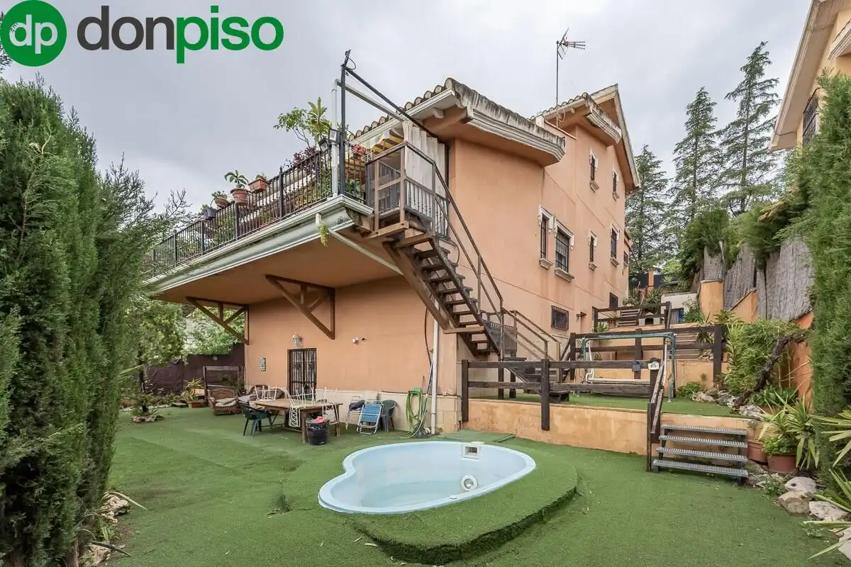 Villa mit Terrasse zum Verkauf in Calle Calle Sauce