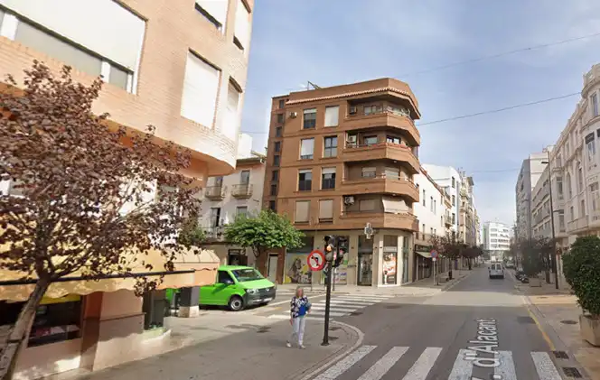 Vista exterior de Garatge de lloguer en Gandia