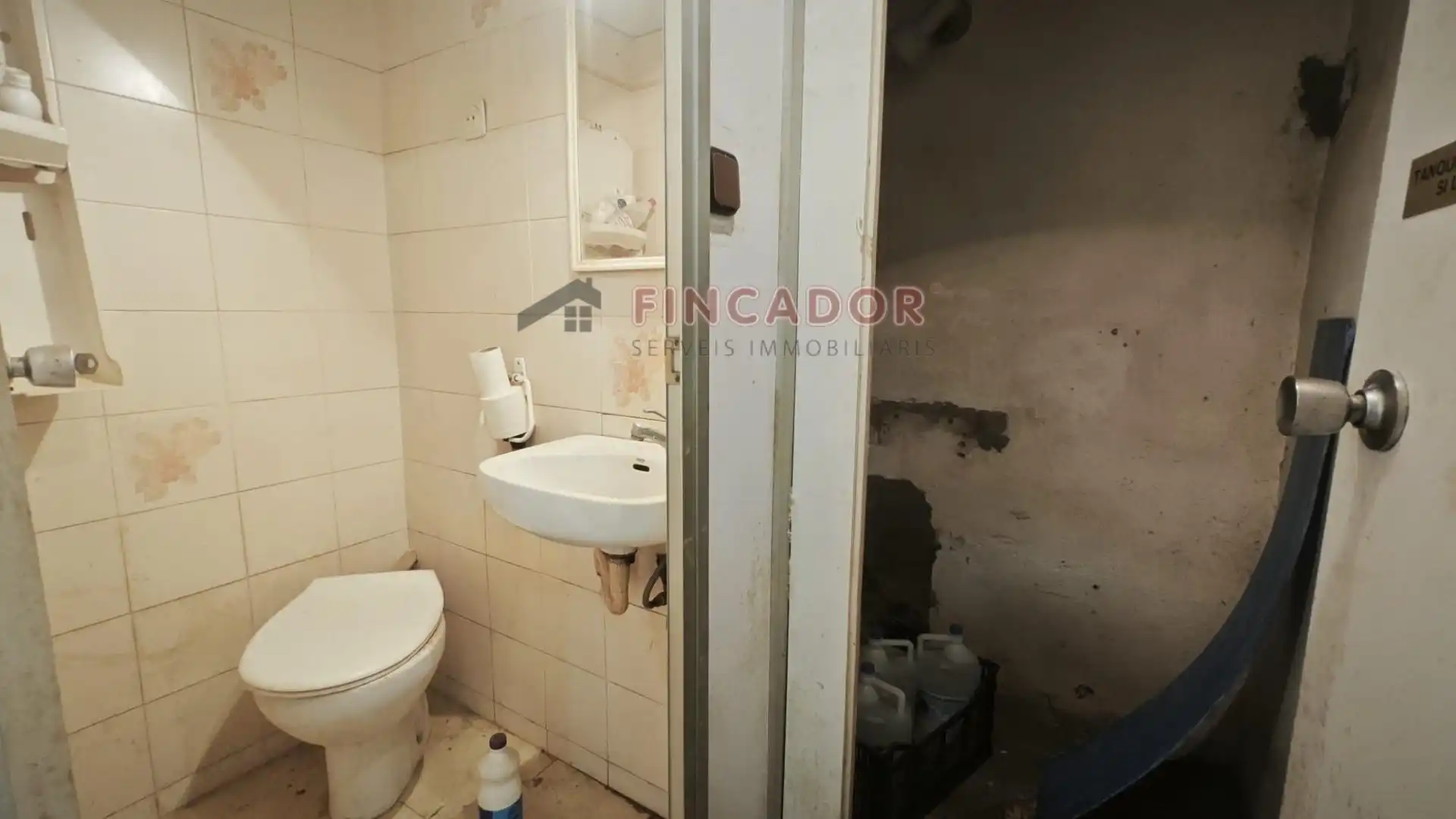 Local comercial en venta en Carrer de Salinas, imagen 10