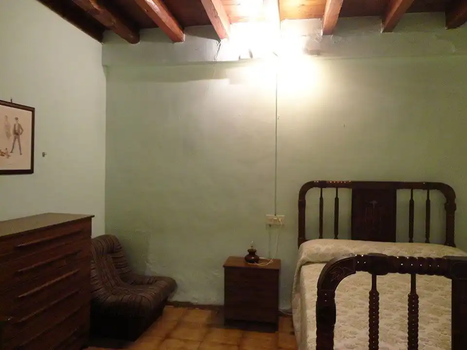 Dormitori de Casa o xalet en venda en Hontoria del Pinar amb Calefacció