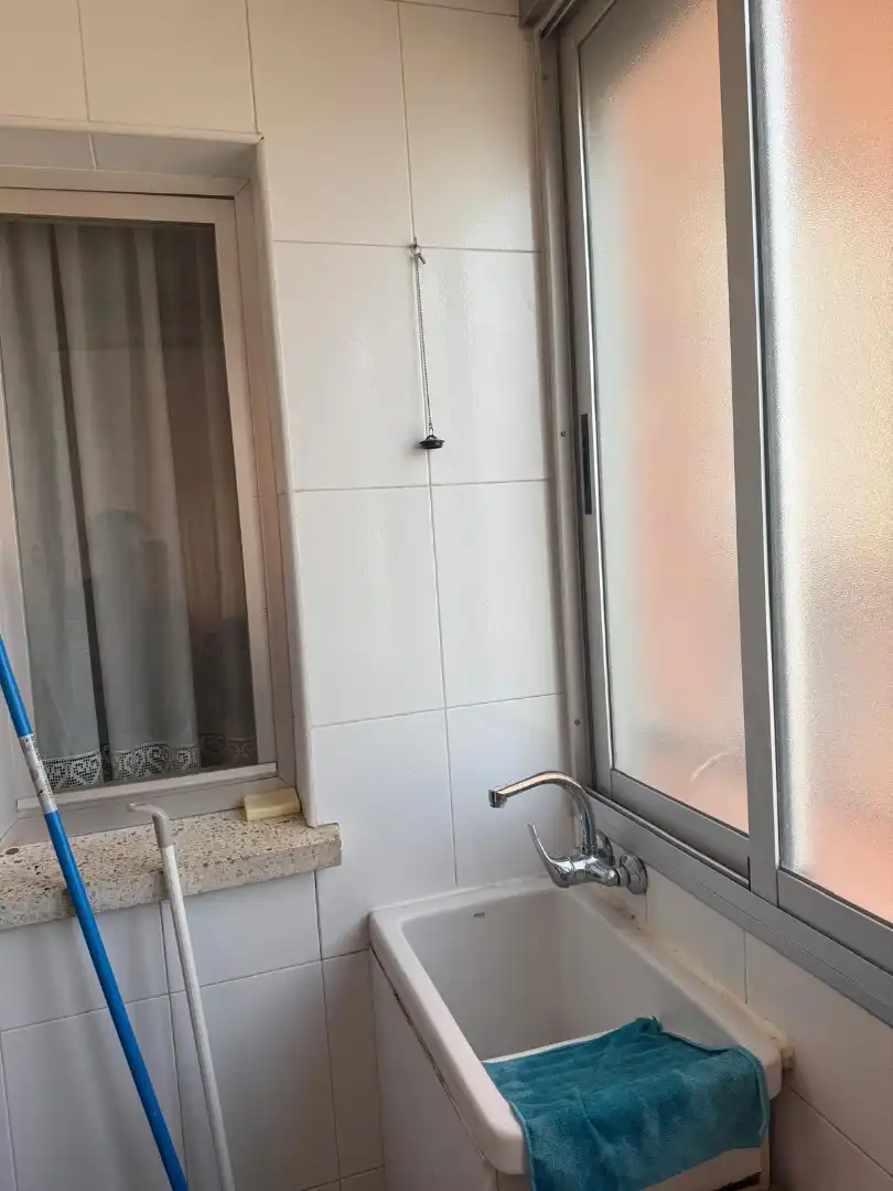 Baño de Piso en venta en Herencia con Amueblado y Balcón