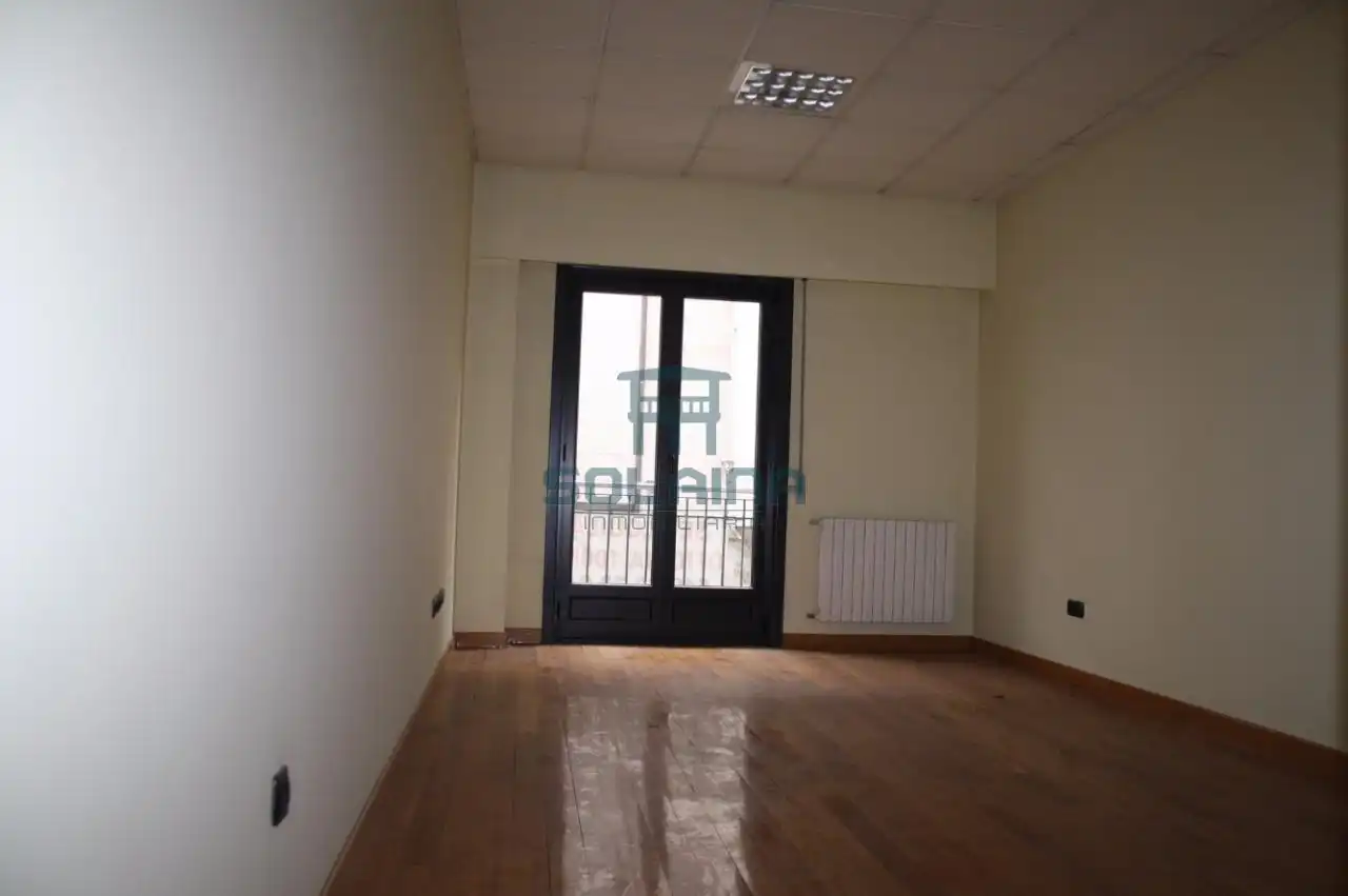 Bureau à louer à Centro, imagen 3