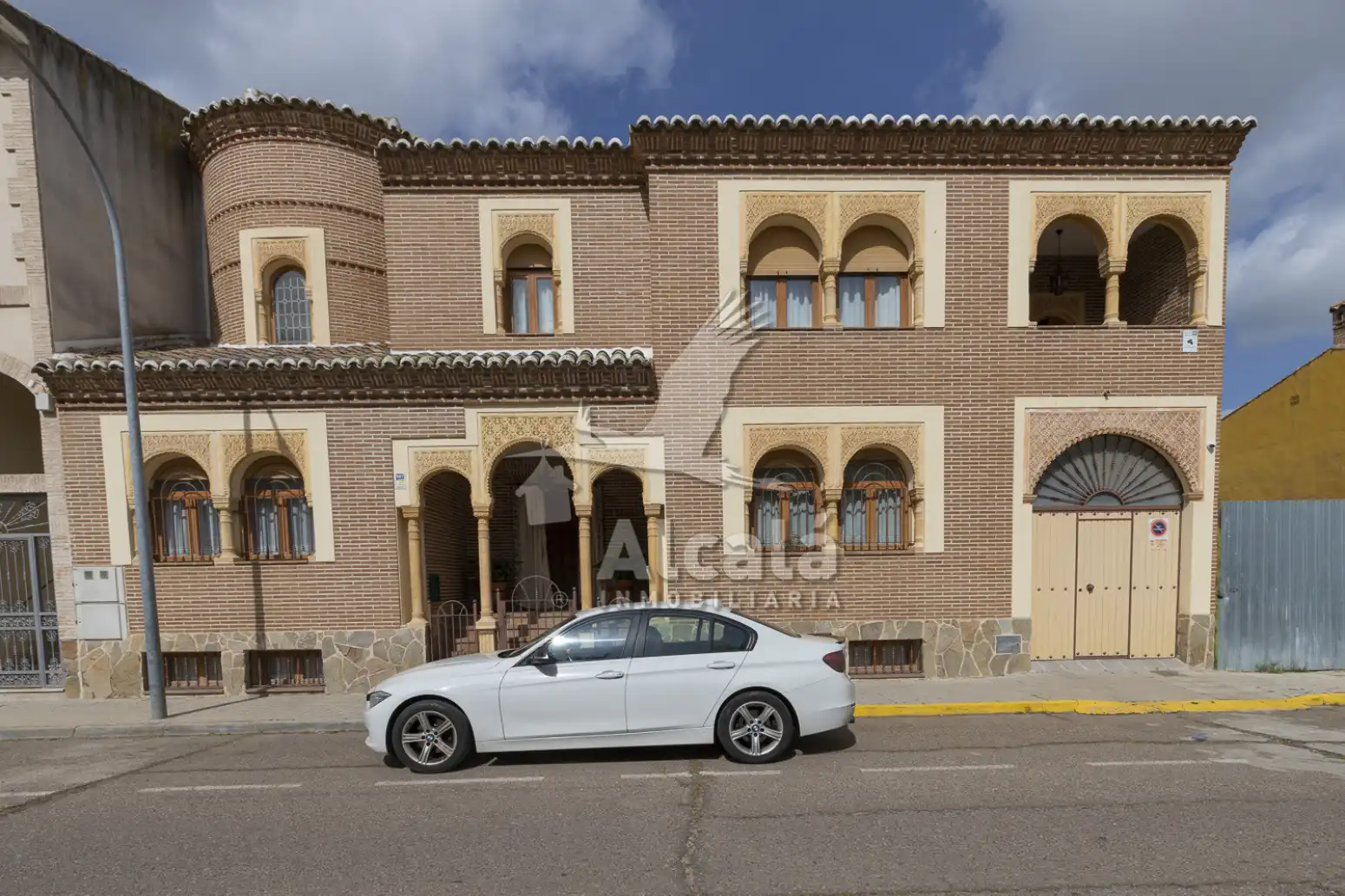 Vista exterior de Casa adosada en venta en Torrijos con Aire acondicionado, Calefacción y Terraza