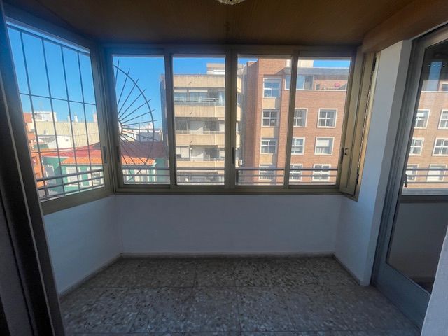 Dormitori de Pis en venda en Alicante / Alacant amb Terrassa i Balcó