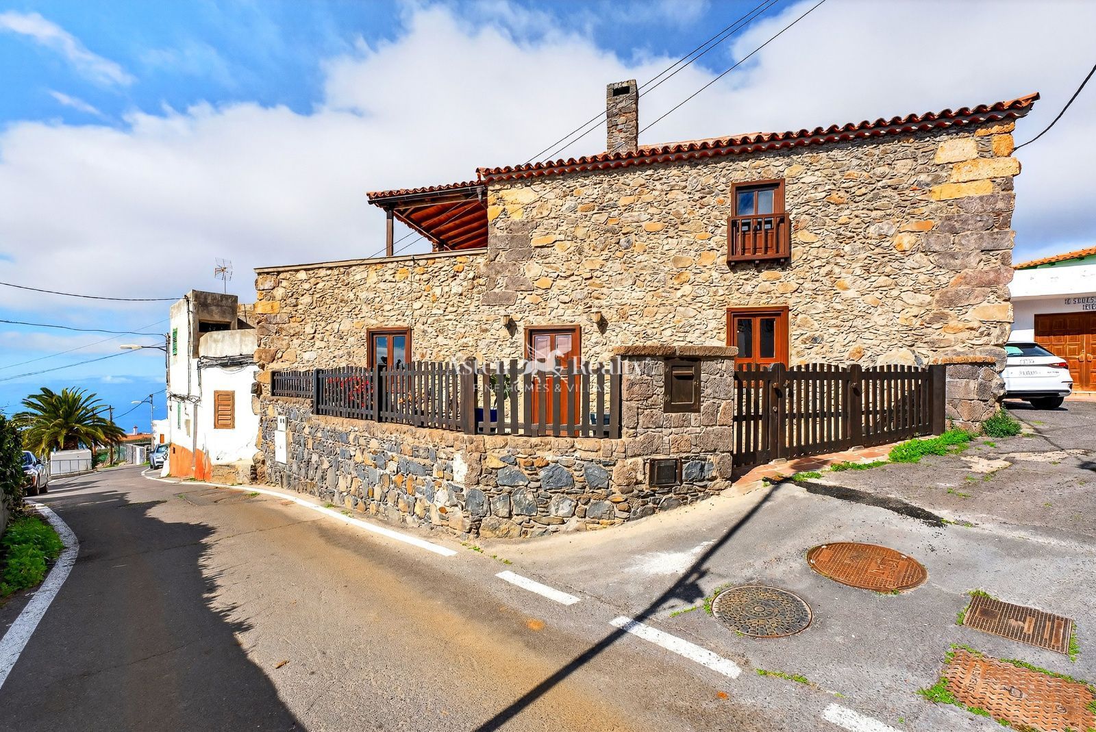 Exterior view of Houses for sale in Adeje  with Air Conditioner, Terrace and Furnished