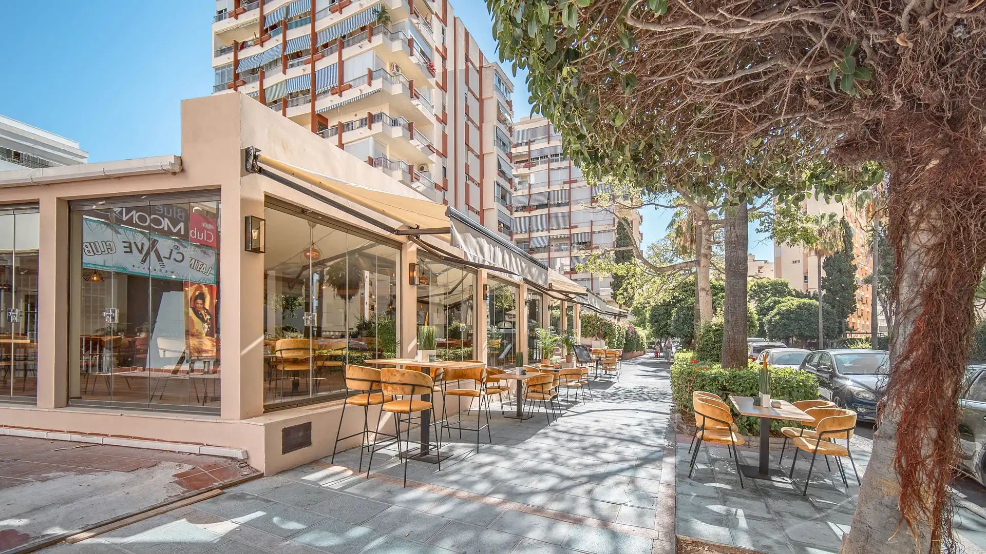 Terrassa de Local de lloguer en Marbella amb Aire condicionat