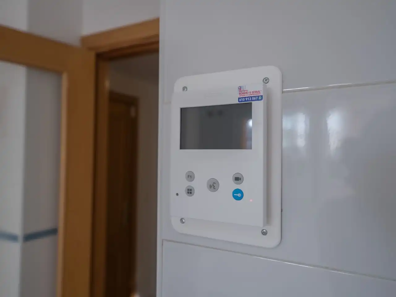Wohnung mit Garten zum Verkauf in Avenida José Laguillo 29, imagen 11