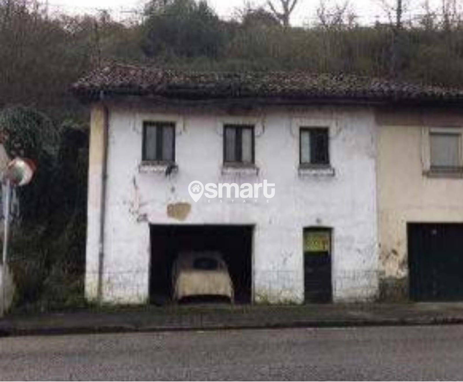 Vista exterior de Piso en venta en Oviedo 