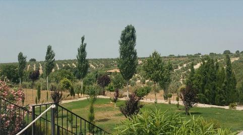 Foto 2 de Edifici en venda a Ibros, Jaén