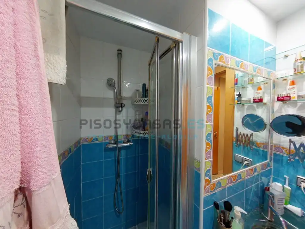 Bathroom of Houses for sale in San Mateo de Gállego  with Air Conditioner, Private garden and Terrace
