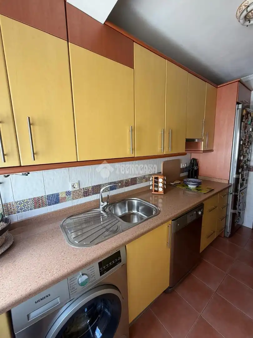 Flat for sale in Calle Ntra. Sra. de Begoña, imagen 6
