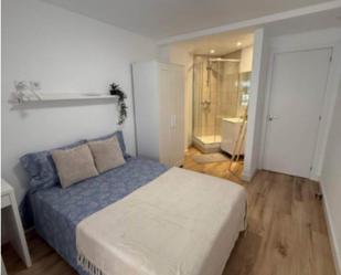 Dormitori de Apartament per a compartir en Alicante / Alacant amb Aire condicionat, Moblat i Balcó