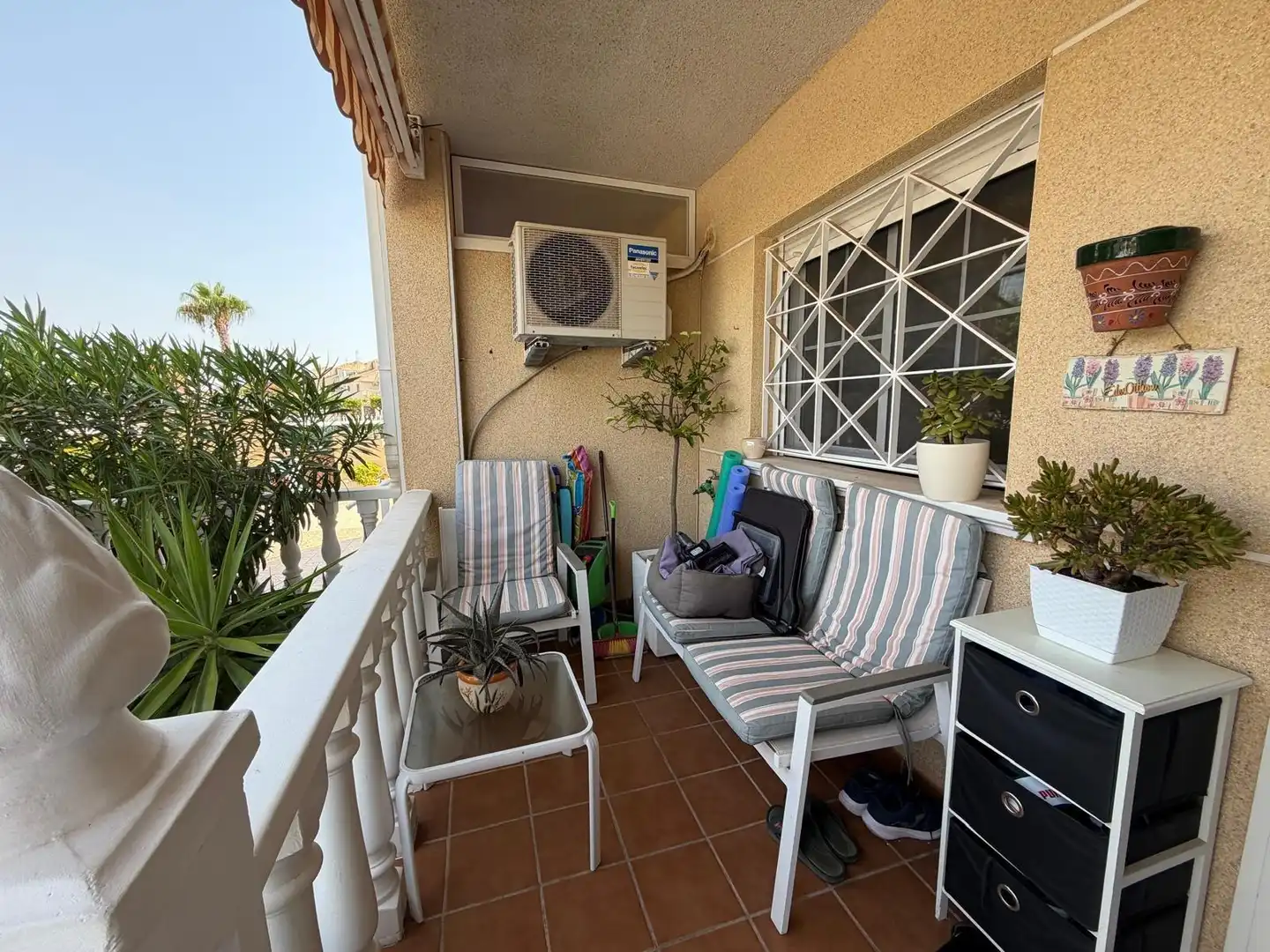 Terraza de Casa adosada en venta en Torrevieja con Jardín privado, Terraza y Amueblado