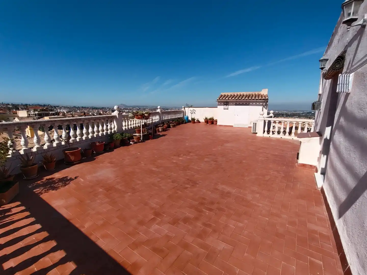 Terrasse von Gebäude zum Verkauf in La Zubia