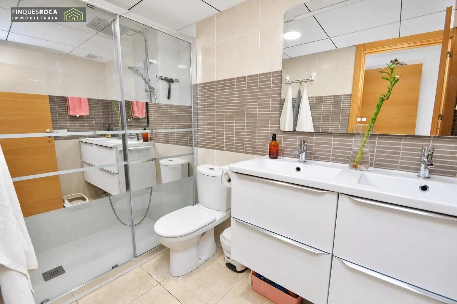 Bathroom of Flat for sale in Nord 