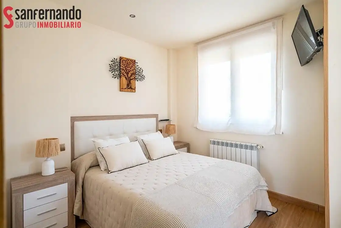 Habitación de Casa adosada en venta en Suances con Calefacción, Jardín privado y Terraza