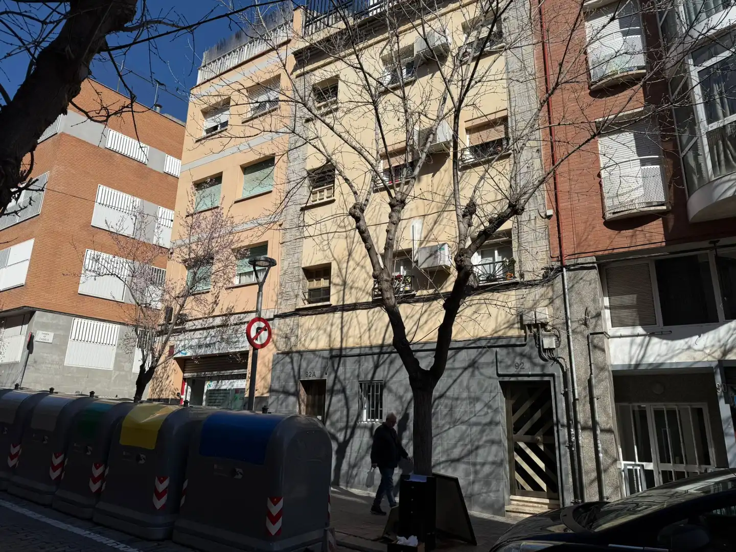 Außenansicht von Wohnung zum Verkauf in Barcelona
