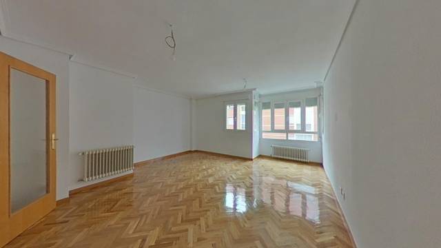 Piso en Venta en C/ Pescara en Pueblo Nuevo