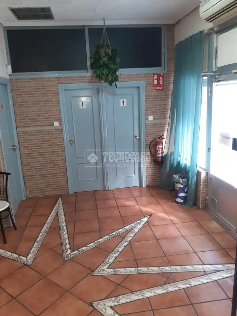 Local en venda en San Fernando de Henares amb Aire condicionat i Terrassa