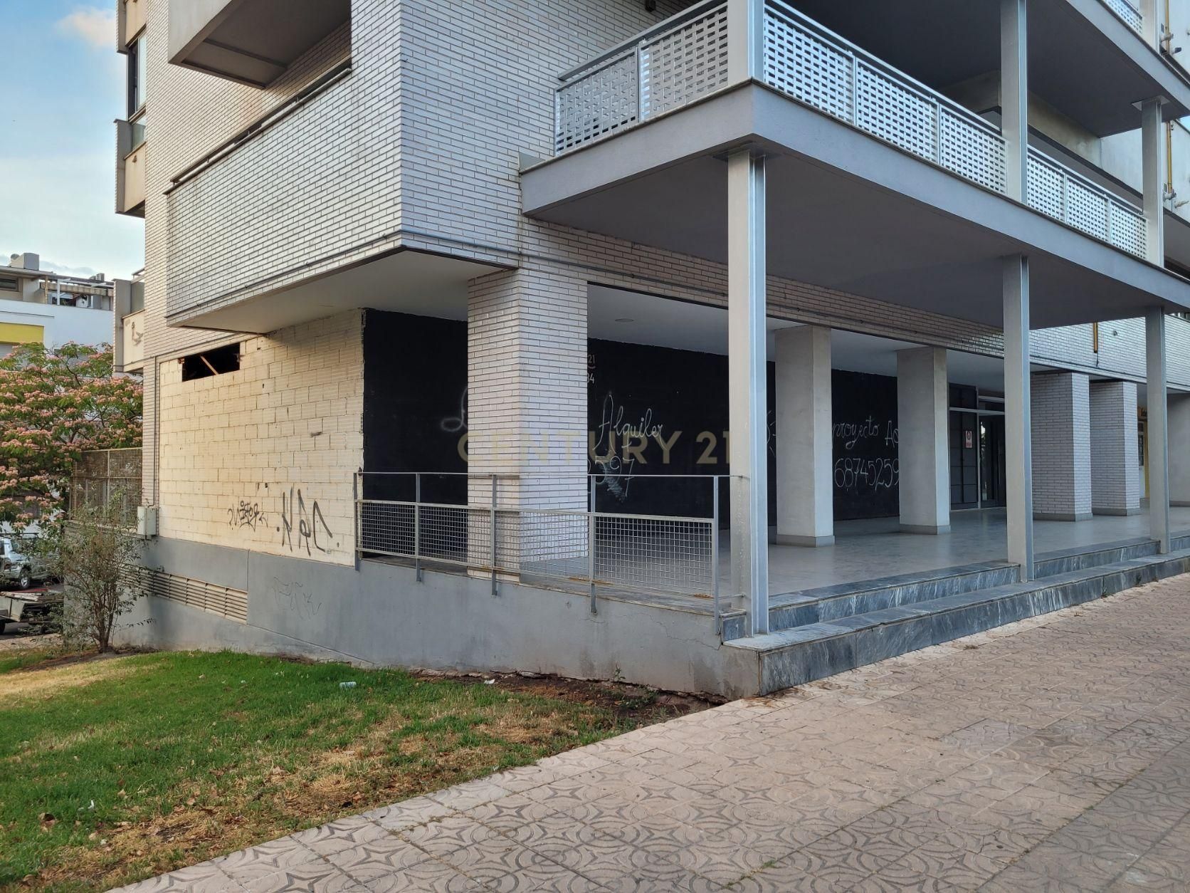 Exterior view of Premises for rent in Cáceres Capital