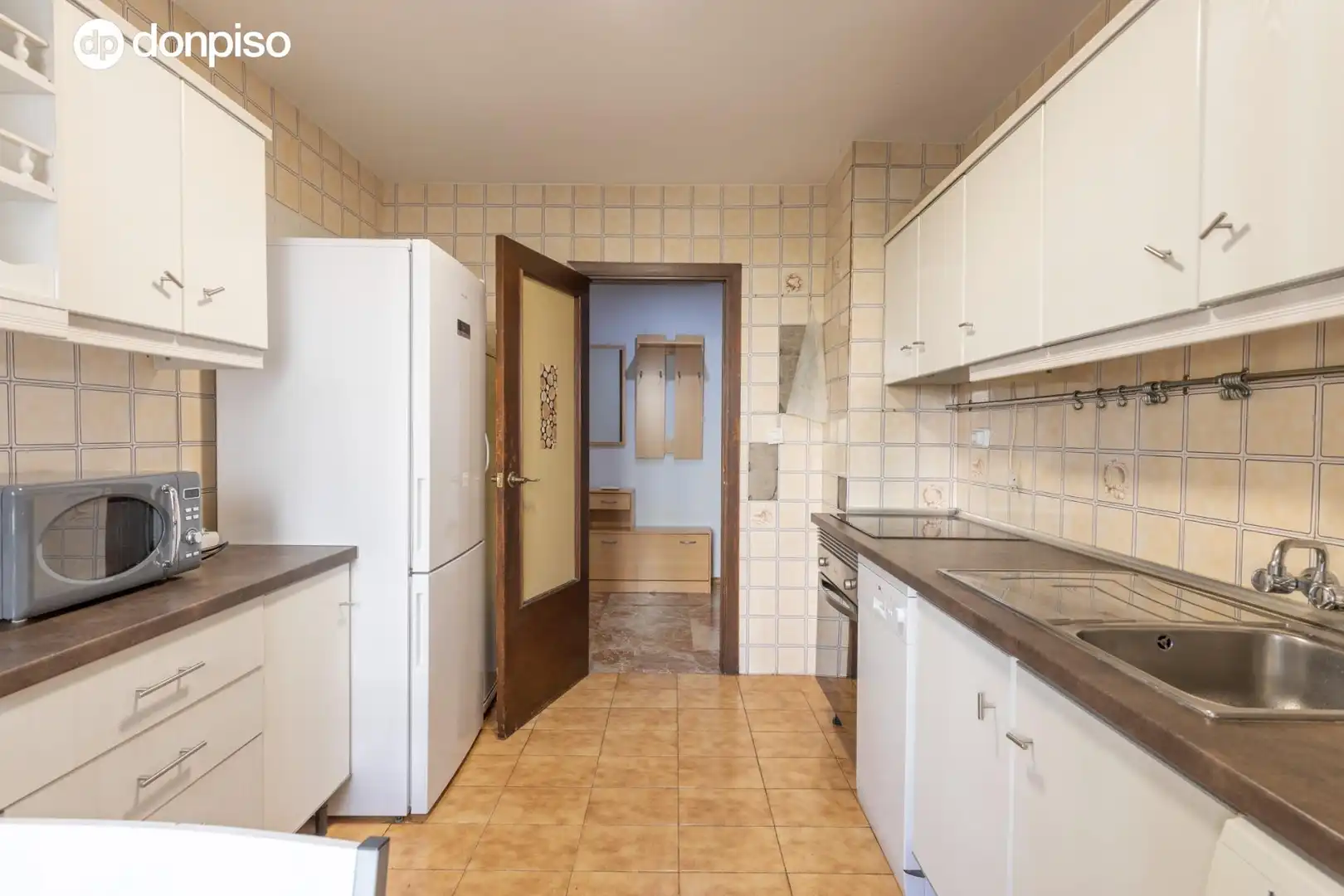 Cocina de Piso en venta en Granada con Aire acondicionado