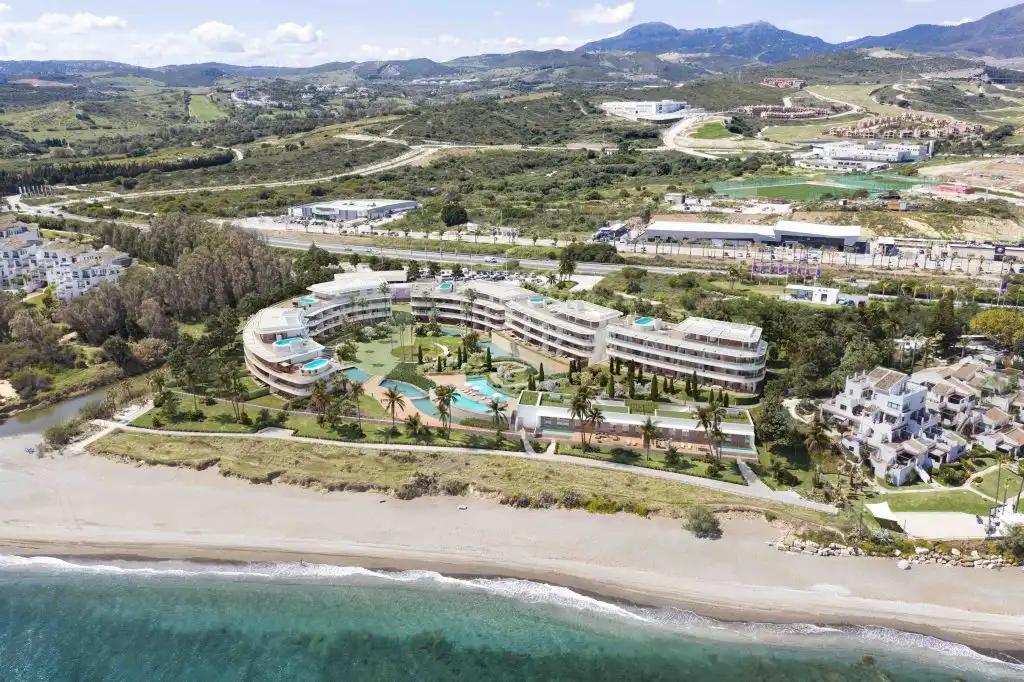 Apartament amb piscina en venda a Estepona Pueblo, imagen 2