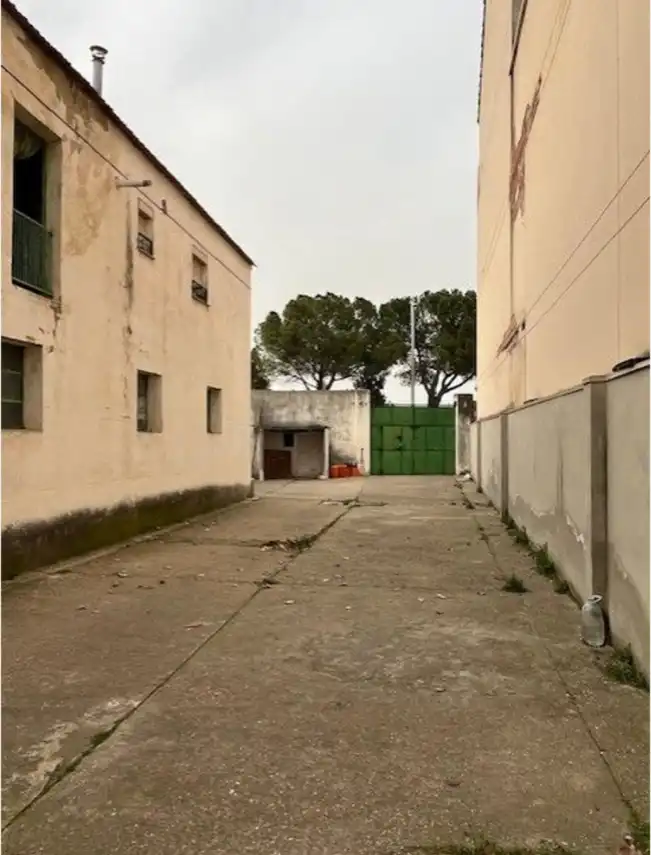 Vista exterior de Edificio en venta en Valladolid