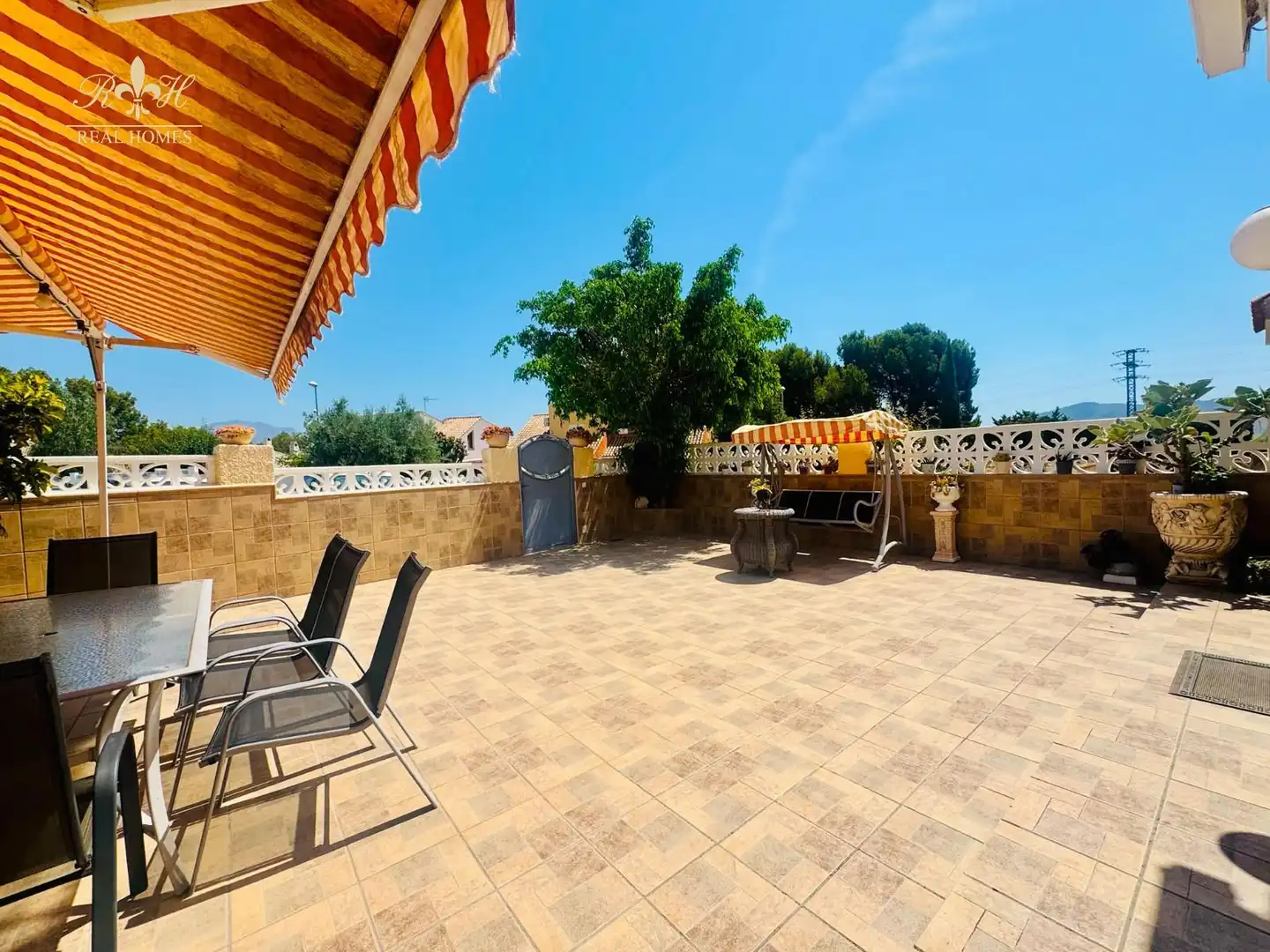 Terrassa de Casa adosada en venda en La Nucia amb Aire condicionat, Traster i Piscina