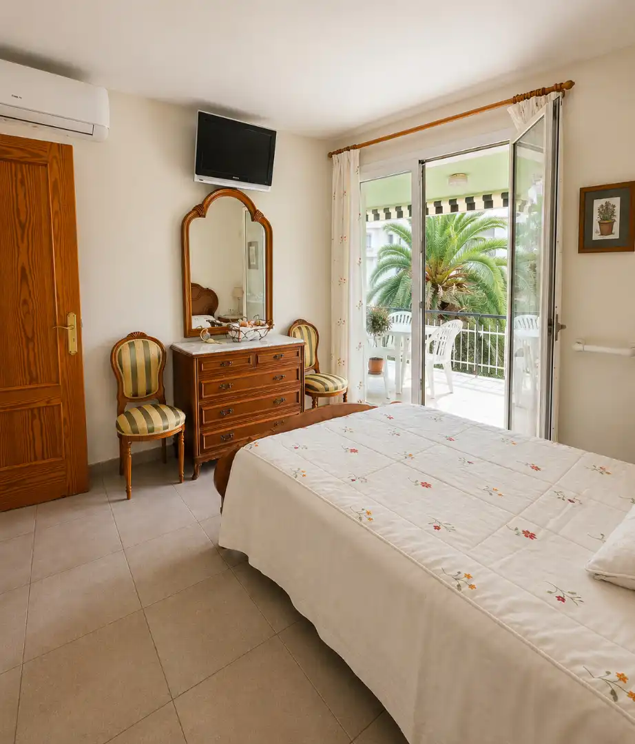 Habitación de Piso en venta en Salou con Aire acondicionado, Terraza y Amueblado