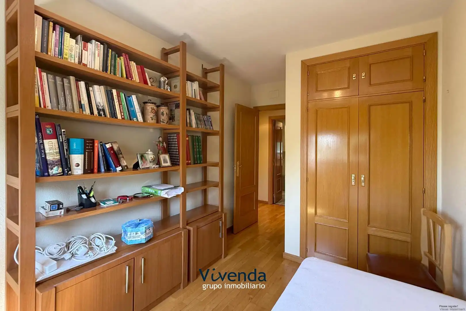 Bedroom of Flat for sale in Madrid  with Air Conditioner, Heating and Storage room