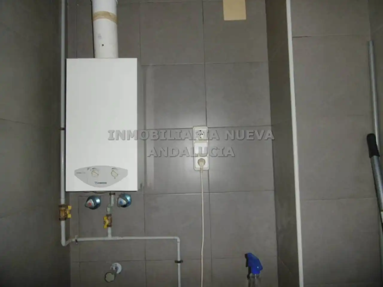 Jardín de Piso de alquiler en Almería con Aire acondicionado, Parquet y Amueblado