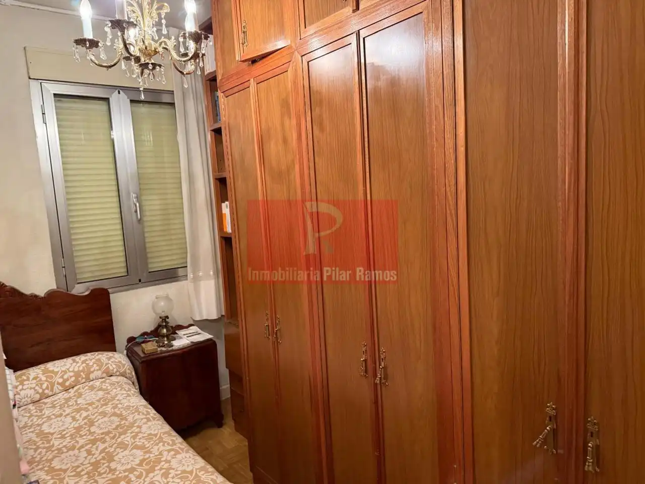 Habitación de Casa o chalet en venta en León Capital  con Calefacción, Jardín privado y Trastero