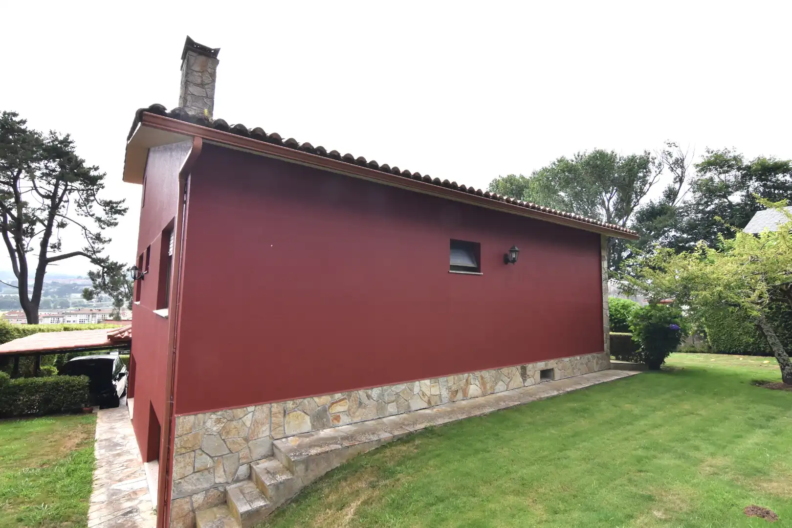 Vista exterior de Casa o chalet en venta en Oleiros con Calefacción, Jardín privado y Parquet