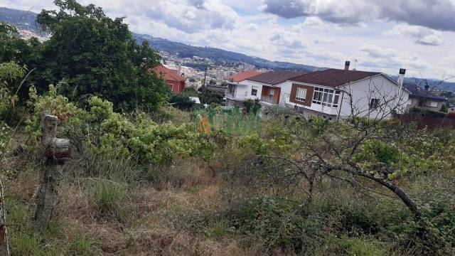 Terreno residencial en Venta en A Carballeira