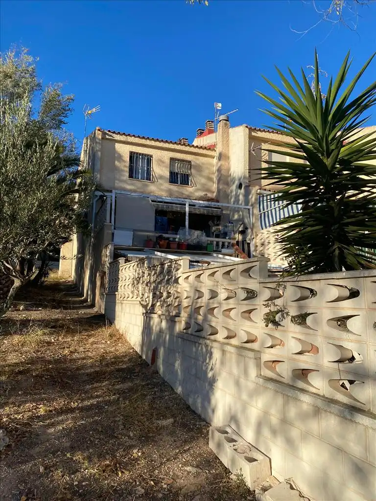 Vista exterior de Casa o chalet en venta en Elda