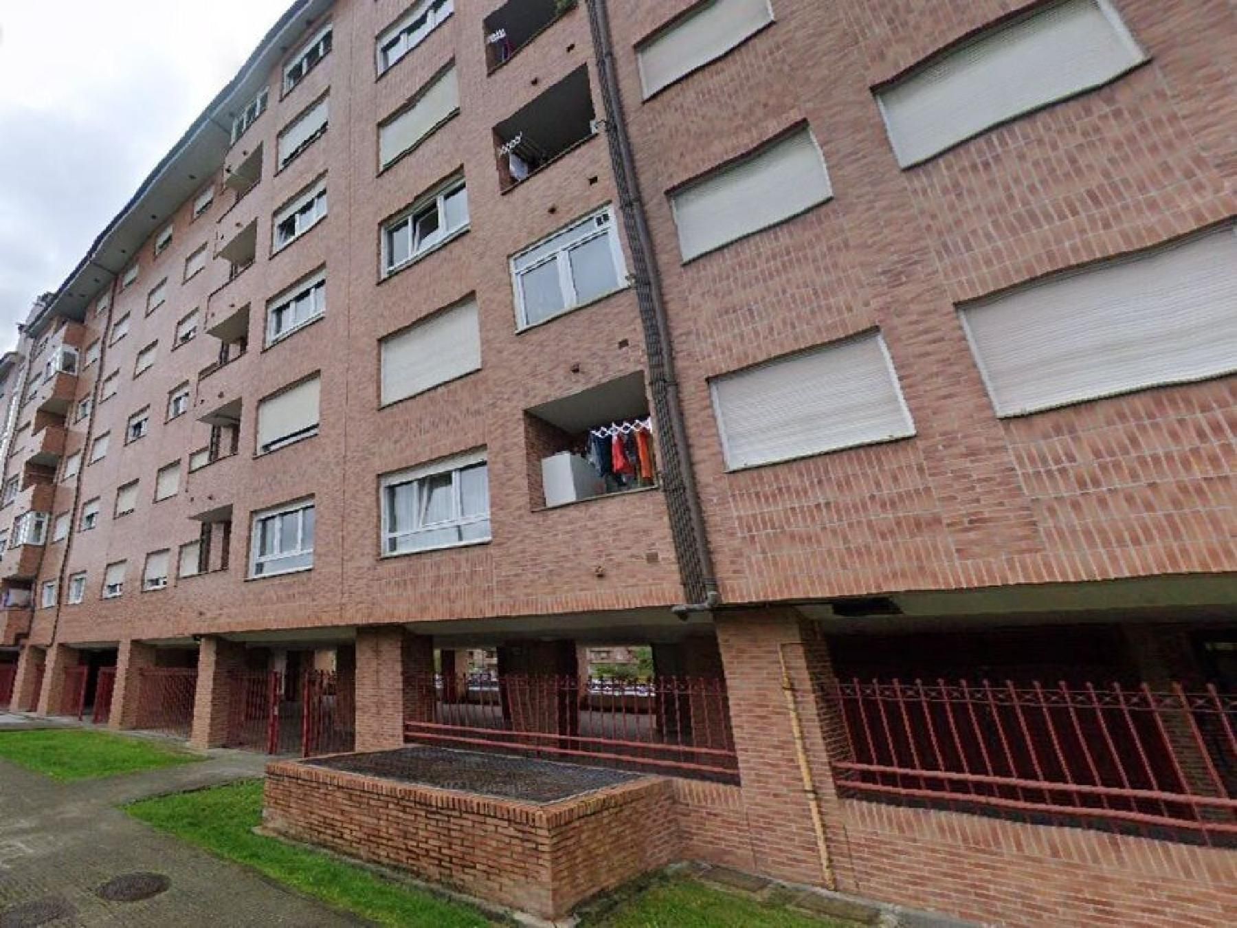 Flat for sale in La Pola Siero