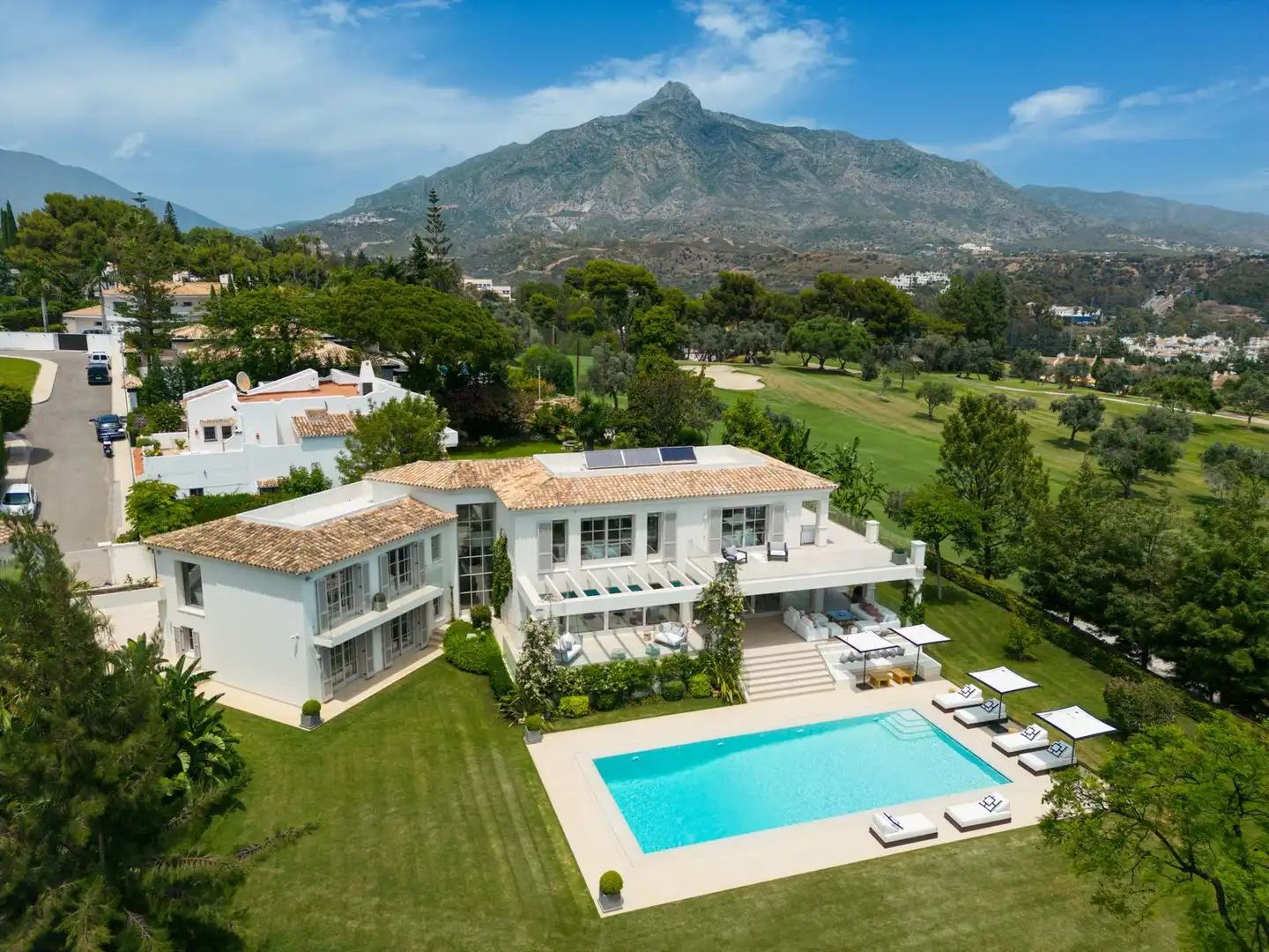 Villa mit Pool zum Verkauf in Nueva Andalucía, imagen 53