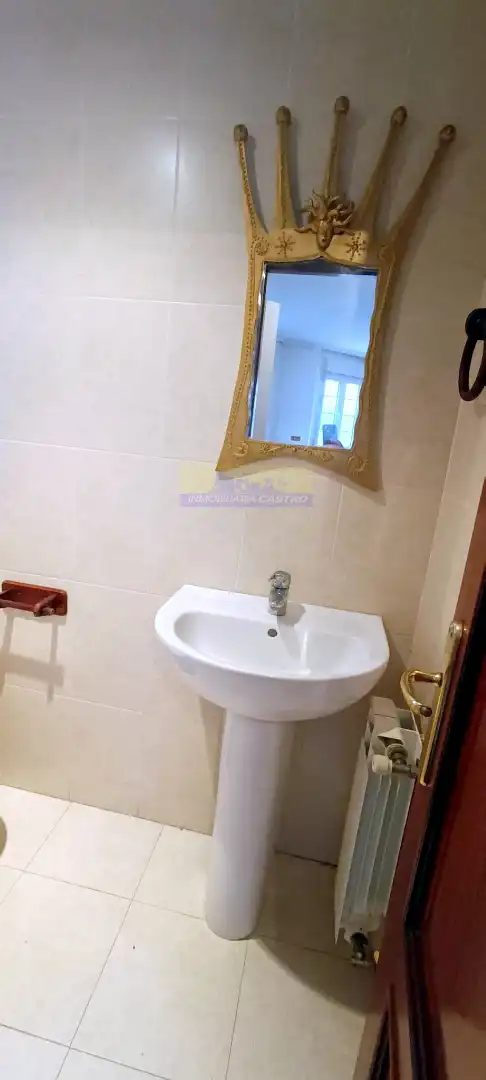 Baño de Casa adosada en venta en Castro-Urdiales