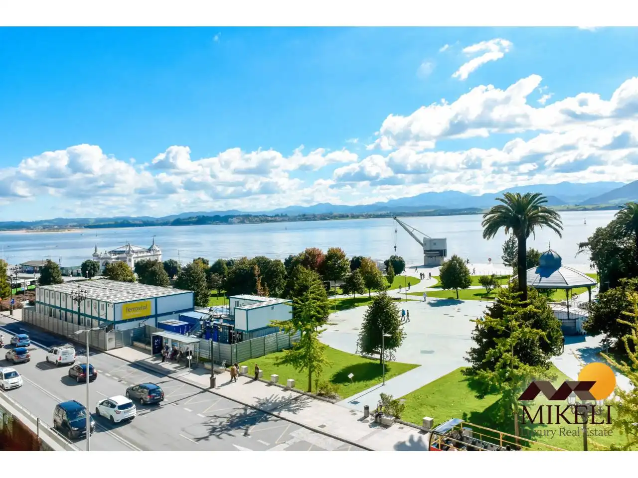 Vista exterior de Piso de alquiler en Santander con Aire acondicionado, Amueblado y Balcón