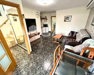 Living room of Duplex for sale in  Barcelona Capital