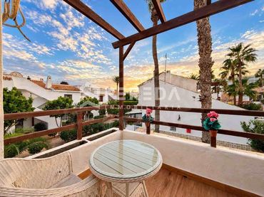 Studio mit Pool zum Verkauf in Avenida ENTREMARES (U)