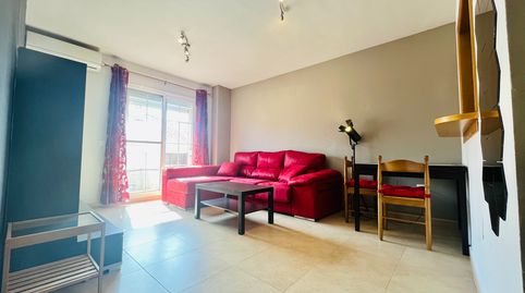 Foto 3 de Piso en venta en Calle Alcalde Tomás Bernal Rubia, Centro, Alhaurín de la Torre