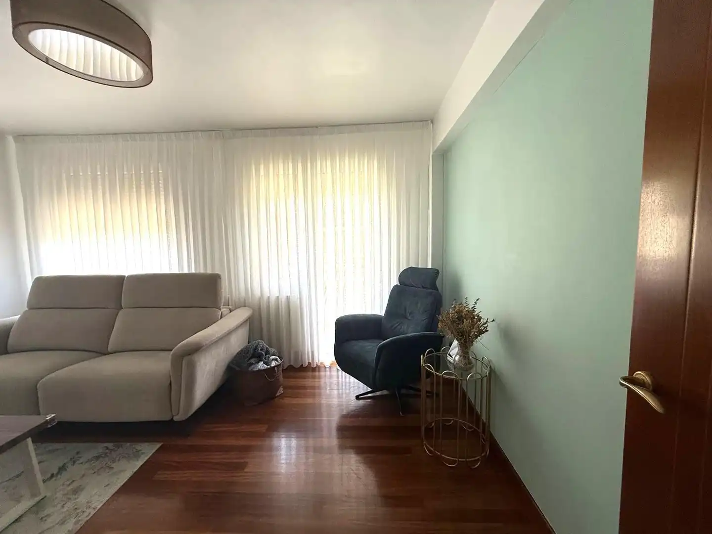 Living room of Flat for sale in Basauri   with Heating and Balcony